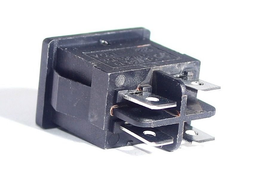 KCD1-104 Перемикач (вимикач) чорний 250V 6A OFF-ON 2х2pin 1277 фото